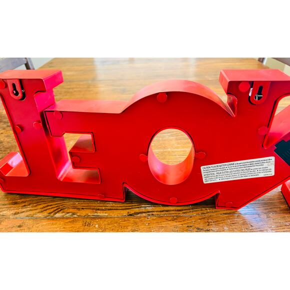 2PC Red METAL Christmas Decor - Truck wIth Tree in Bed - NOEL Light up sign - Picture 5 of 9